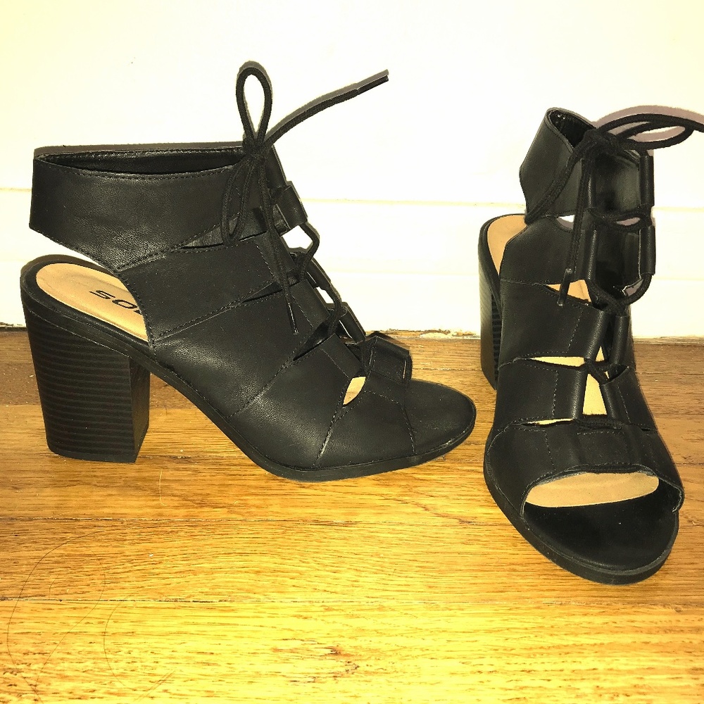 Black leather open toe heels. NEVER BEEN WORN
